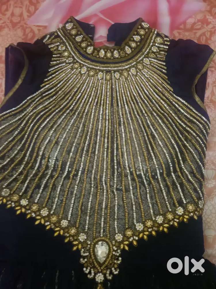 Western gown vt silver lining n heavy look