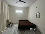 Rooms rent for girls