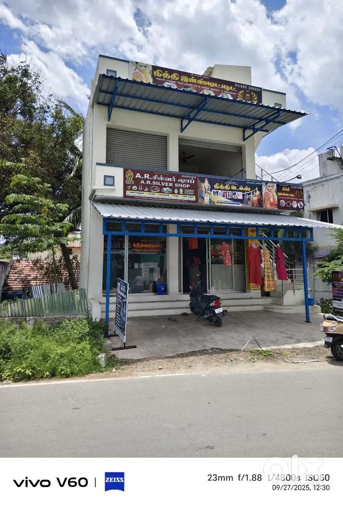 R. C. C.  BUILDING for rent first floor North Facing