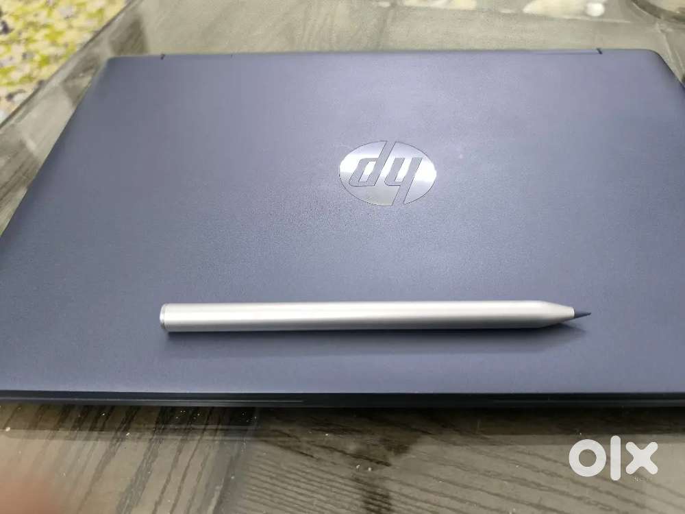 HP convertible laptop 2 in 1, moves 360 Degree, stylus, touchscreen