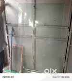 Dinning table Toughened Glass  available in good condition