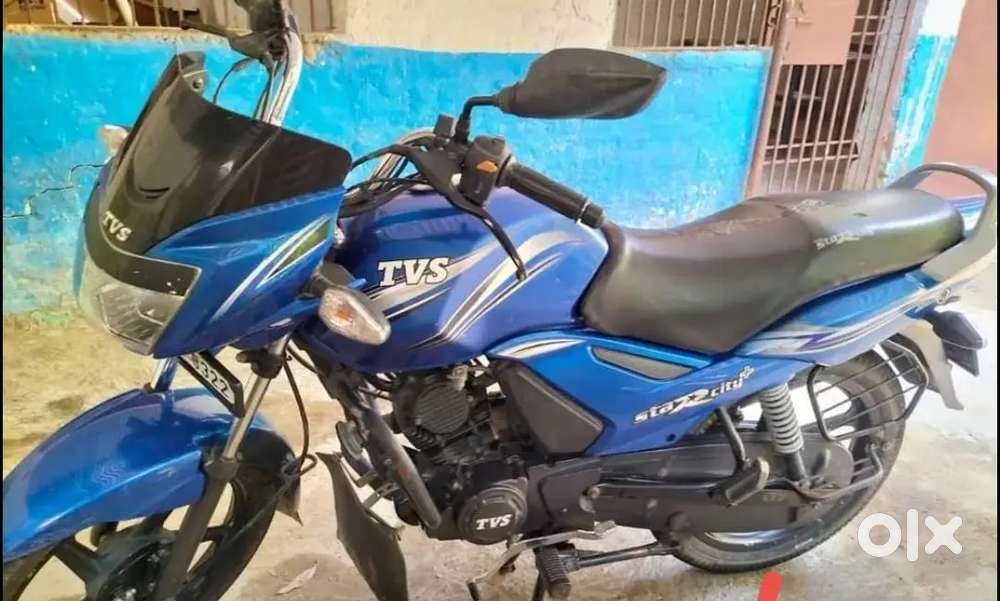 First hand bike and bike condition is very good, millage is 70km per