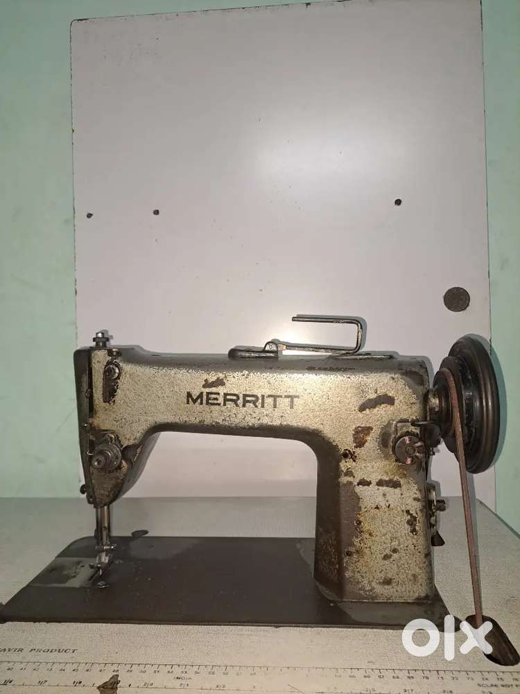MERRITT SEWING MACHINE