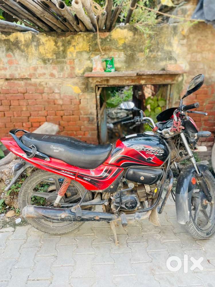 Hero / passion pro baki badiya bike h pr ( 2 saal baki h abhi ) perer