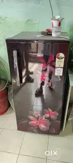 fridge lg excellent condition 1year old fridge