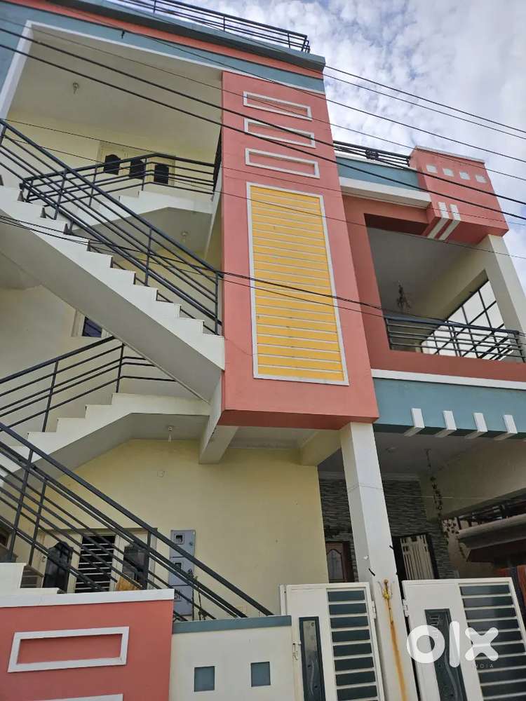 3 BHK rent with Big Hall and bed rooms