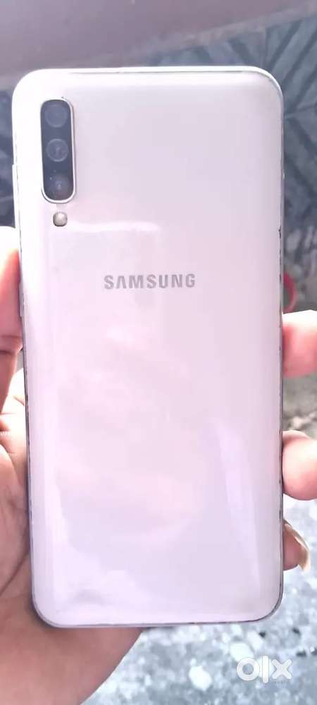 Samsung a50 6/64
