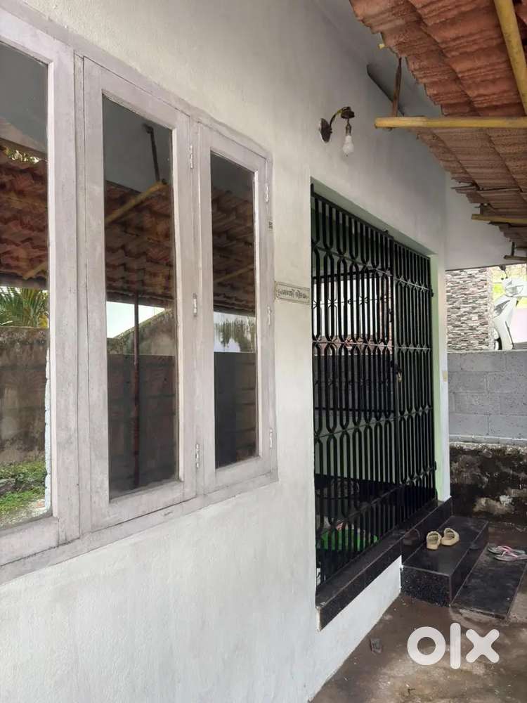 3 Bhk for rent ! Bachelors allowed!!Family preferable