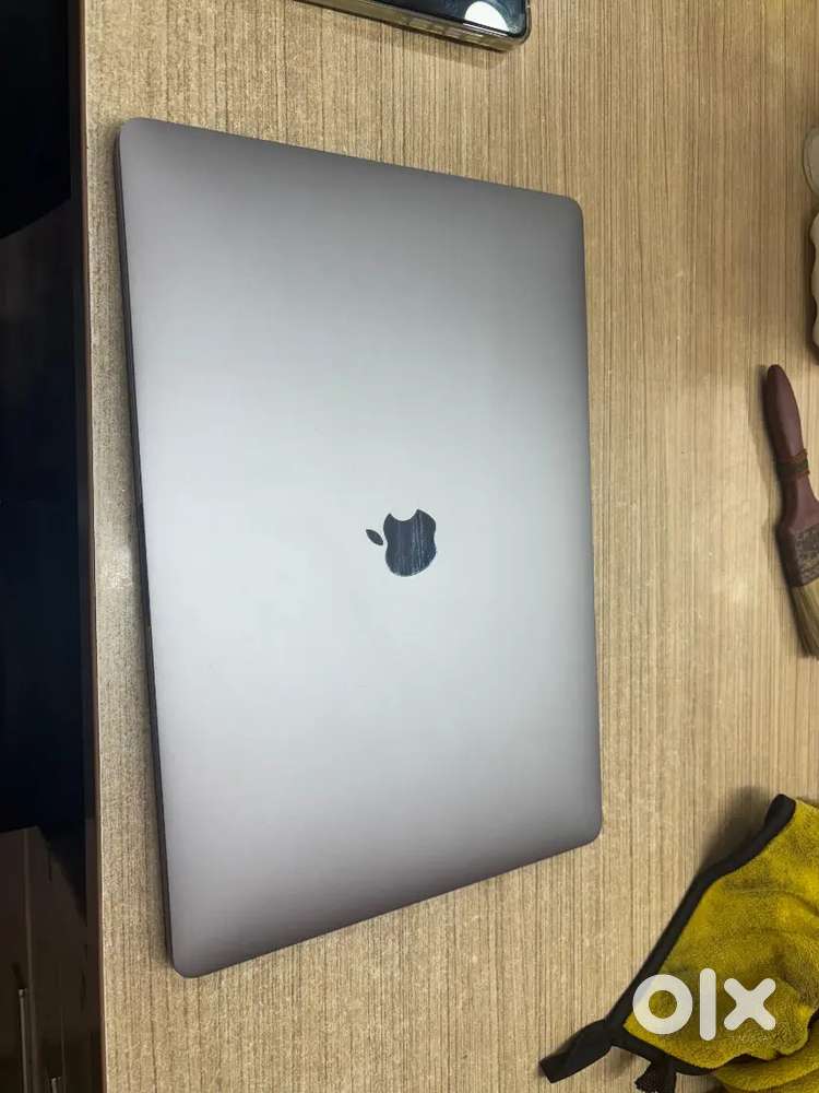Apple MacBook Pro 16 i9 16GB RAM 512GB SSD Excellent Condition
