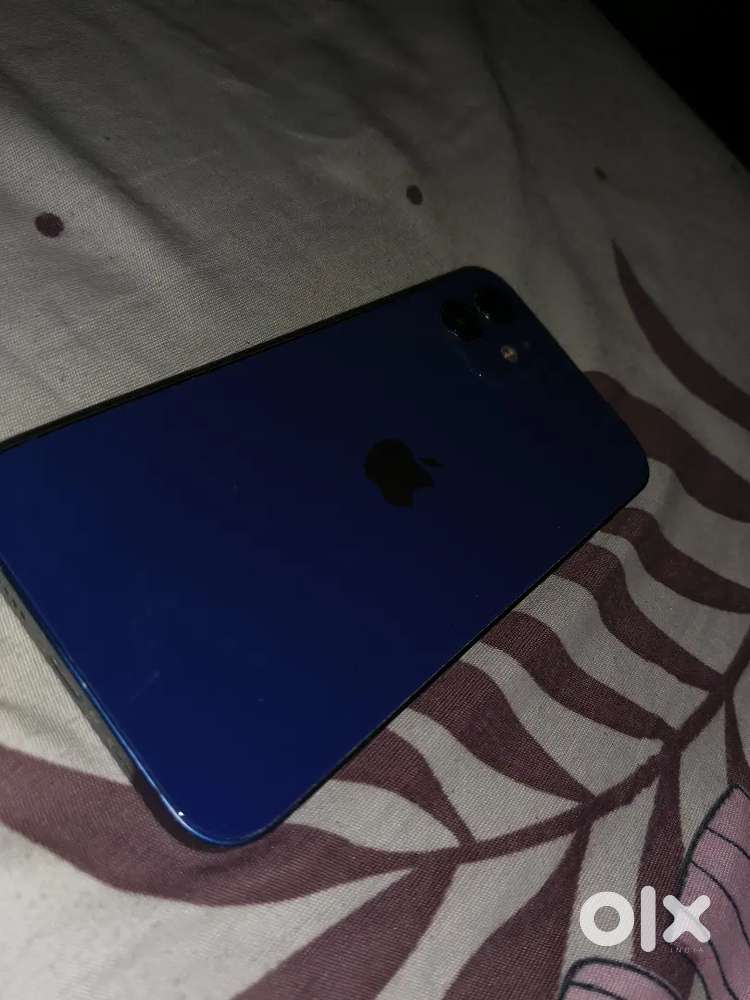 I phone 12   4/128