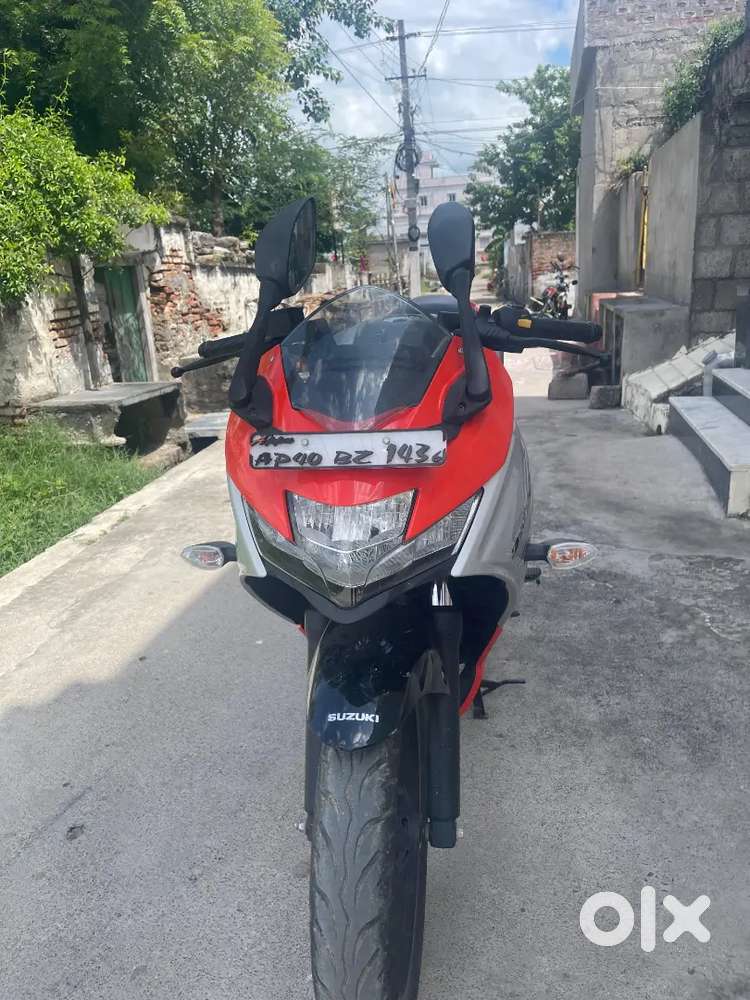Suzuki gixxer