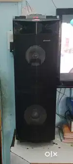 Tower Home theatre speaker and ((Sony home theatre)) hand music system