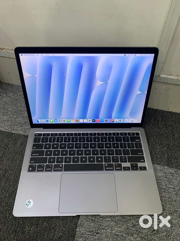 Apple MacBook Pro / 2020 / i7 / 16Gb-512Gb / Touch Bar / Space grey