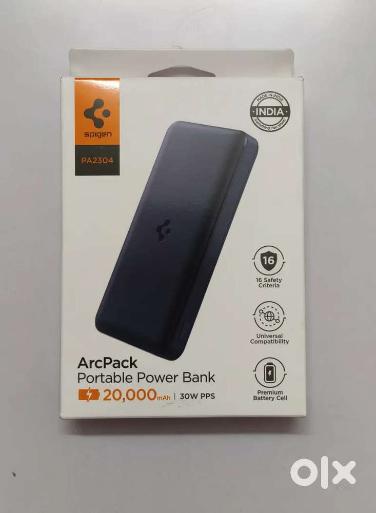 Spigen ArcPack 20000mah 30w power bank With 30w output