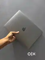 APPLE MAC BOOK PRO