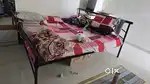 Iron bed ki g size