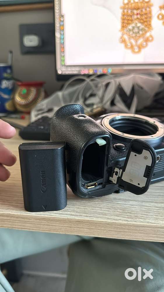 Canon R5 Body Only