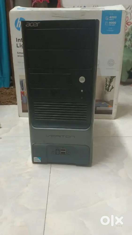 Acer Veriton Desktop Windows 10 Pro Installed and Dell 17” LCD Monitor