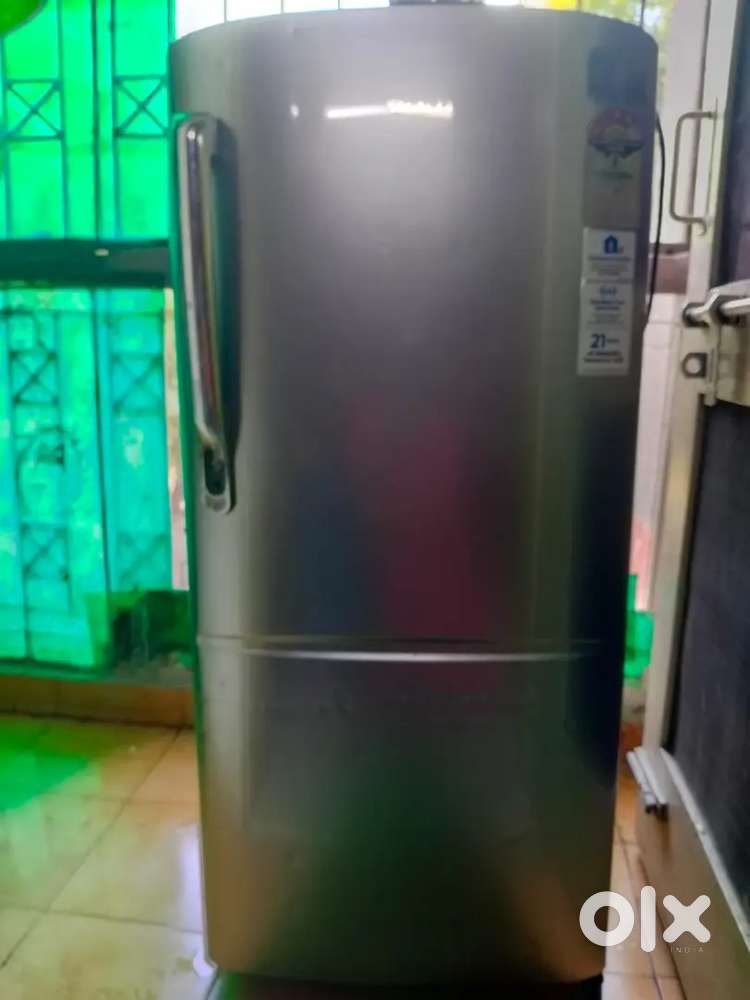 Samsung 4 star single door 183 ltr. Fridge/refrigerator