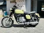 Jawa 42 only 7000 kms