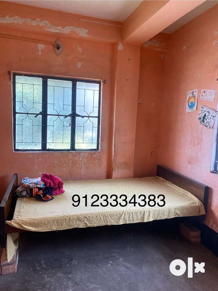 Semi furnished flat is available Rent near EM bypass