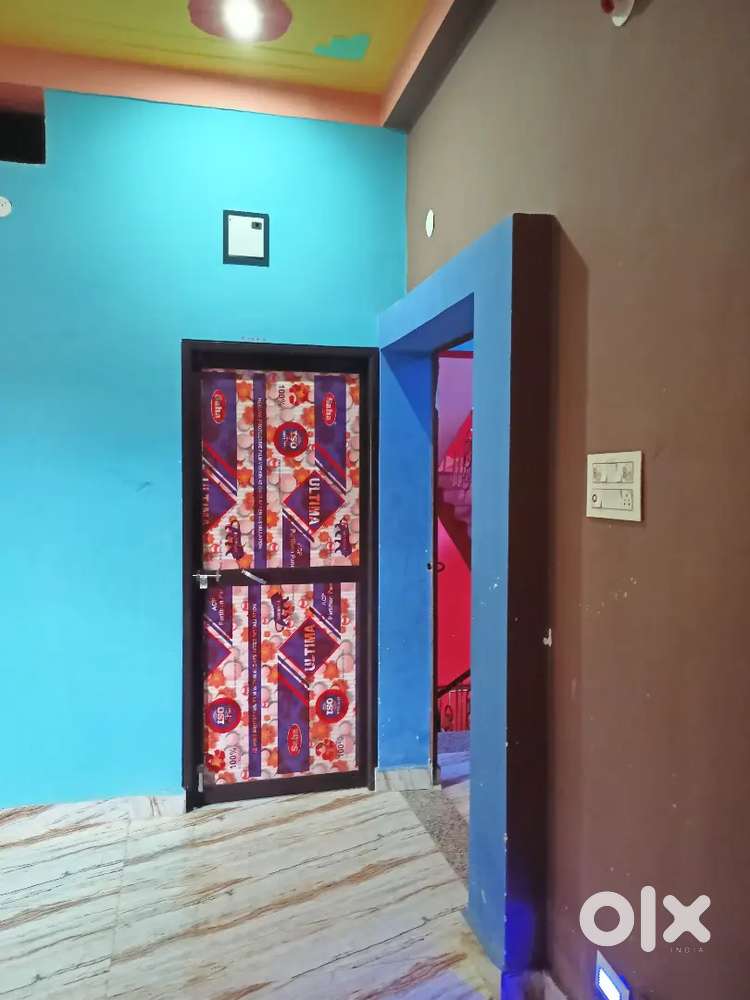 HOUSE FOR RENT 3 BHK FAMILY/SINGLE APPARTMENT