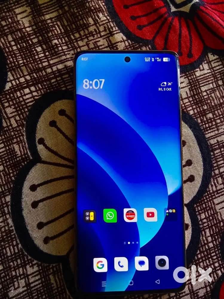 Very good condition phone 1yr old