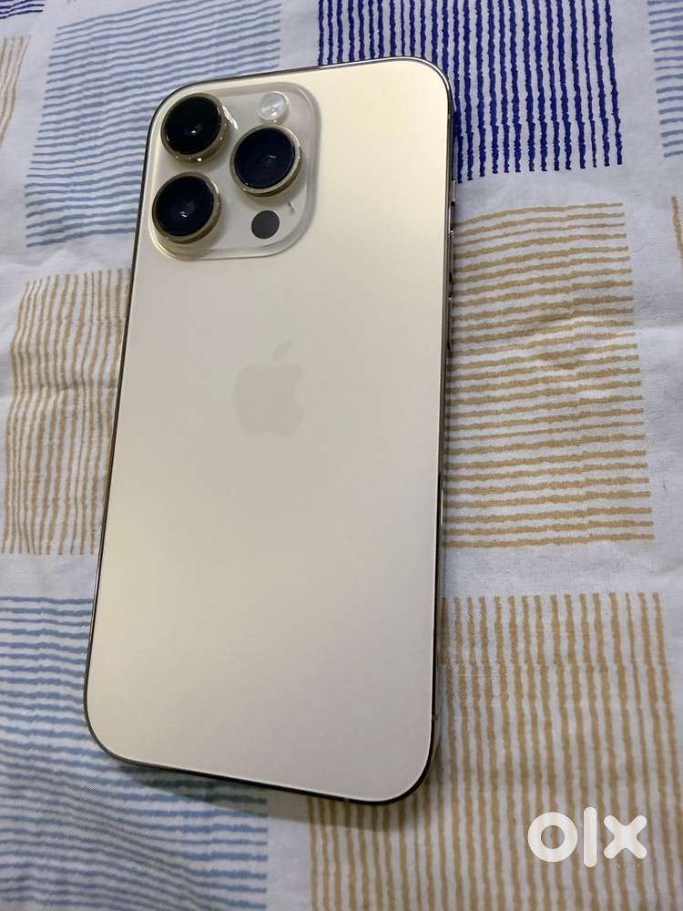 I Phone 14 Pro Golden Color
