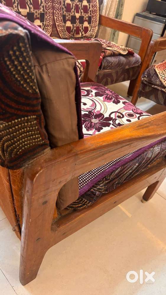 Teakwood sofa 3+1+1