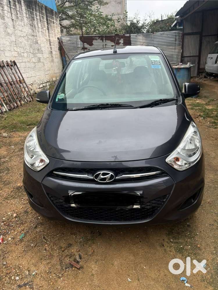 Hyundai i10 2012 Petrol 72000 Km Driven