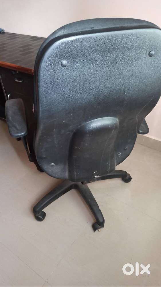 High Back Godrej Black 360 Rotating Office Chair