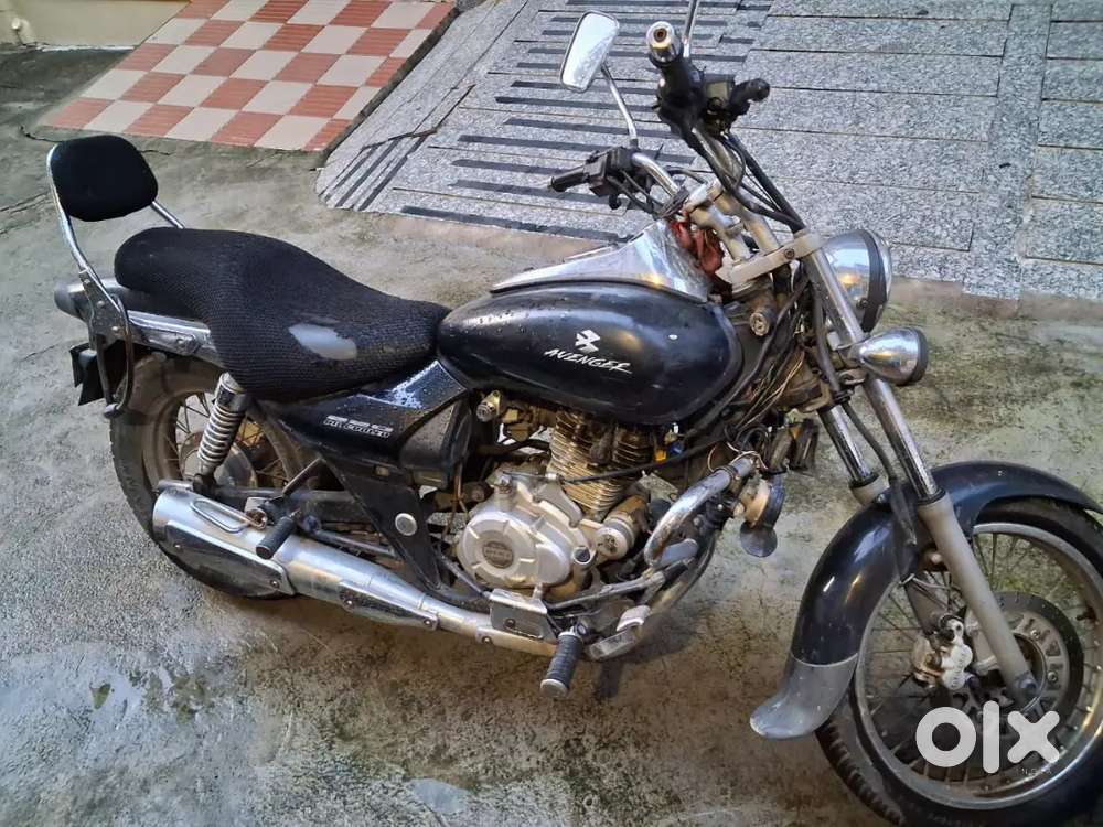 Bike. Bajaj. Avenger