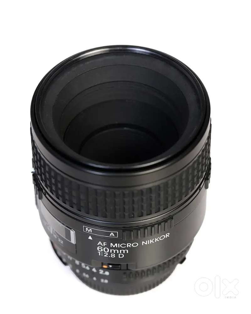Nikon AF 60mm f/2.8D Micro lens