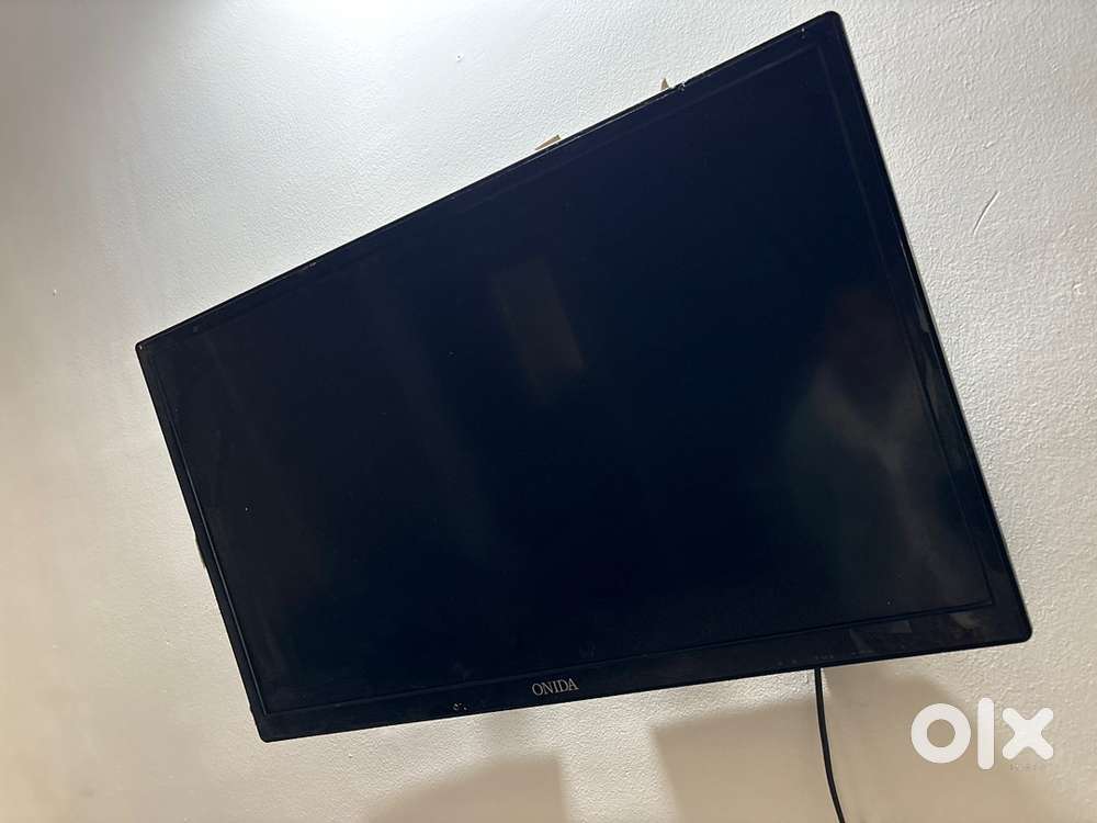 Onida 32 inches HD TV