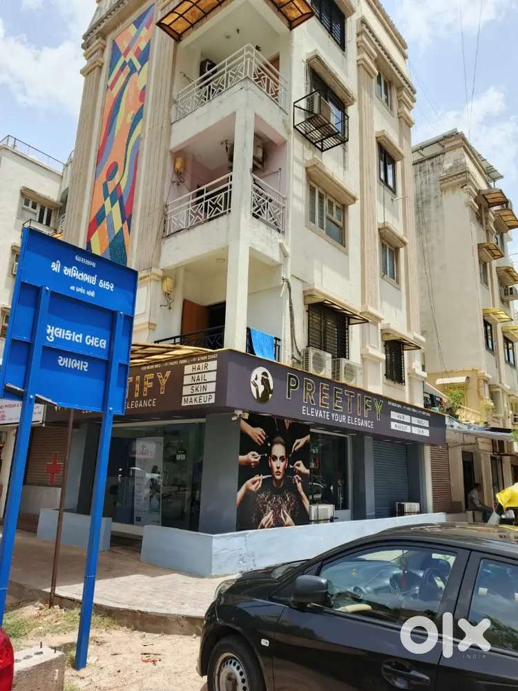Preetify salon