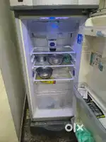 Whirlpool 280 ltr fridge