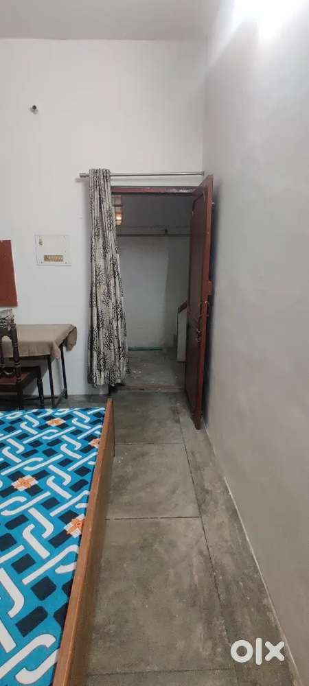 Semi Furnished Room