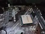 AMD Ryzen 3 3200G With Stock cooler