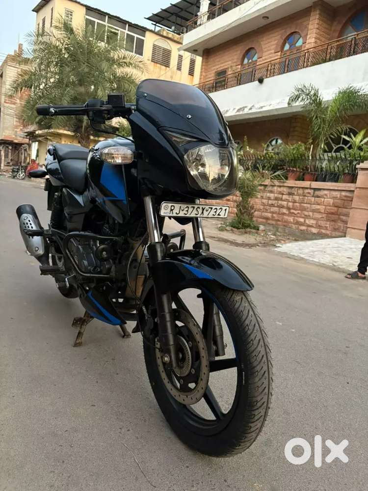 Bajaj pulsar 150 cc