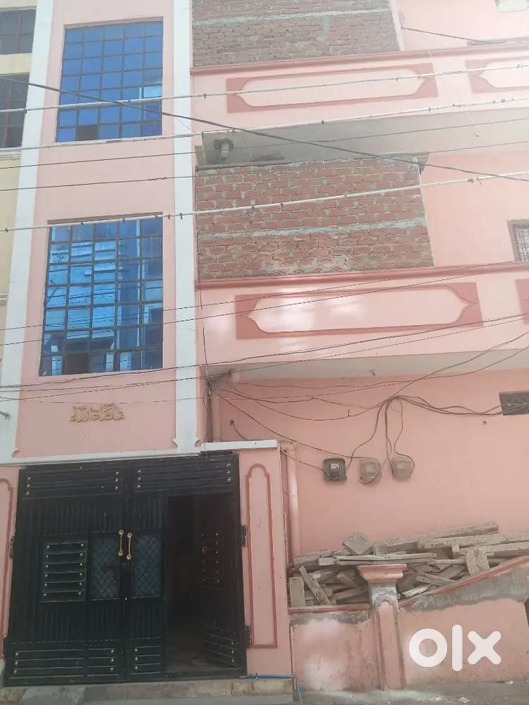 Ground floor 2 bhk indipendent house for rent at Roshan colny vatteply