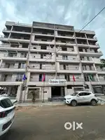 Ready to Shift 3BHK Nearby Varun Path