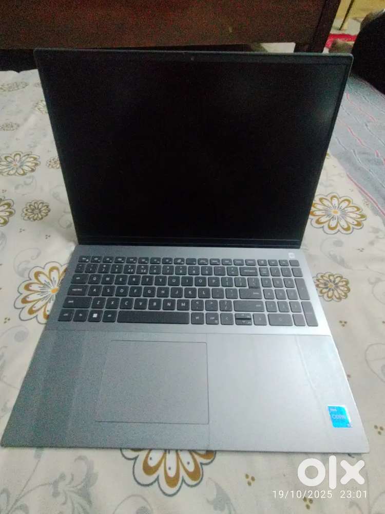 Dell Vostro 5620