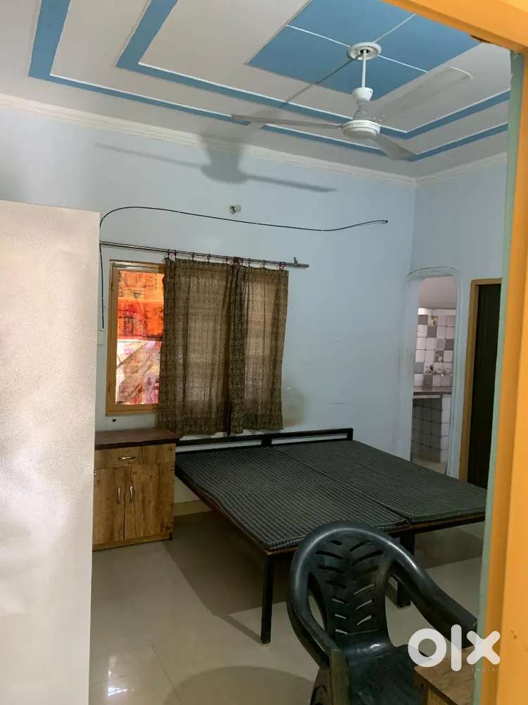 Room for Boys Student