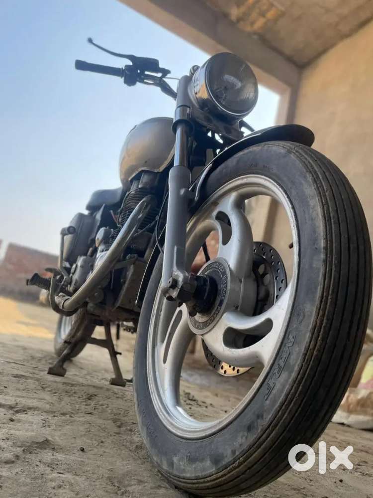 Ek dam mast condition hai all ok hai koi problem nhi hai