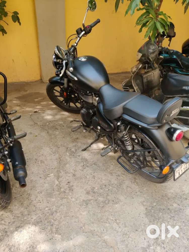 Brand new 27th sep 2023 Meteor 350 Stellar Black
