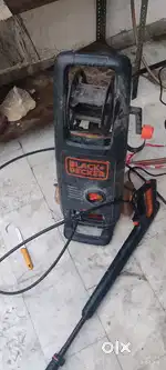Black decker pressure washer