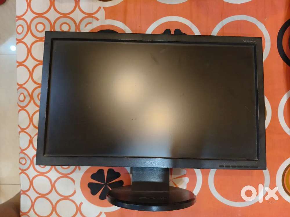 Acer LCD monitor 18.5inch/ more than 2 year old. With CPU