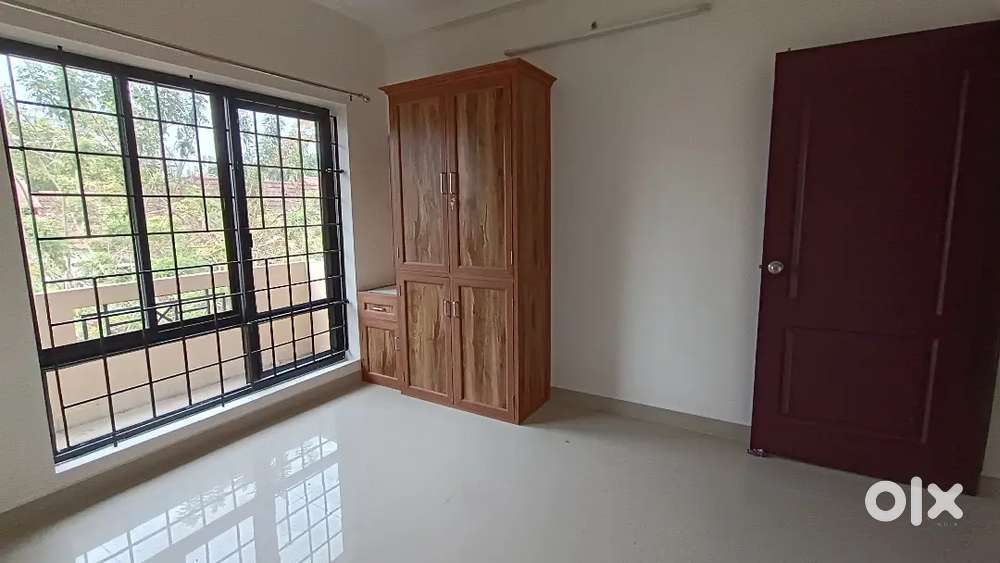3 BHK Semi furnished Flat at Nettoor, Kochi