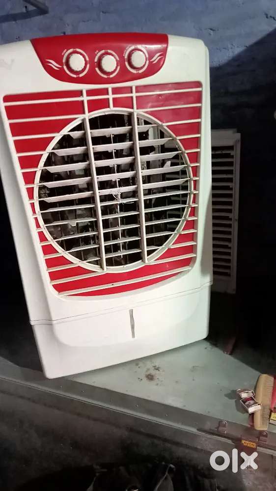 Plastic cooler for sale