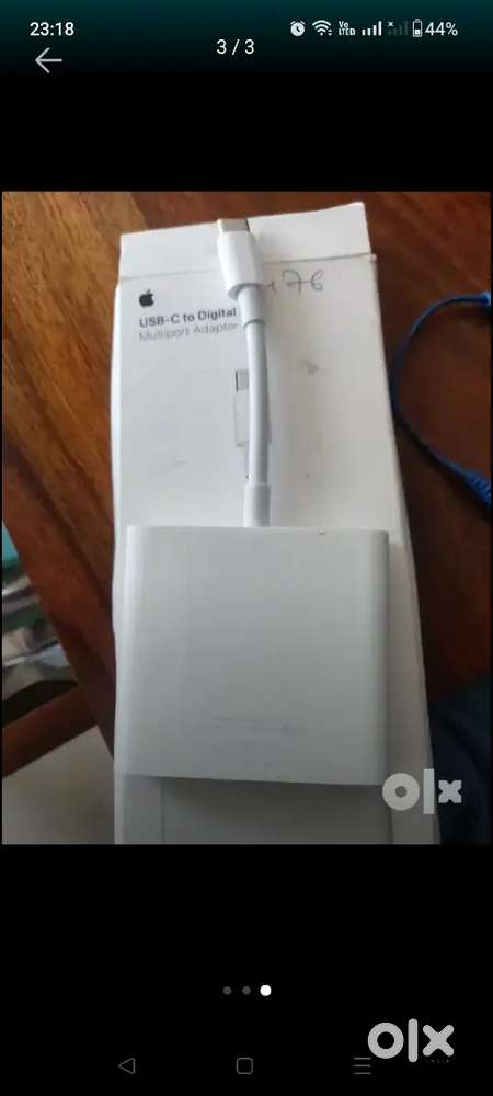 Apple iOS device multiport connector